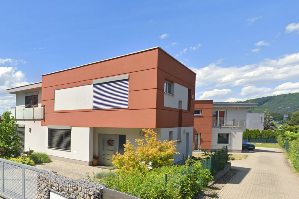 EF house
